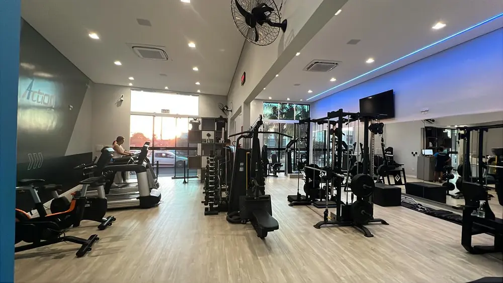 Espaço amplo da 4 Action Gym